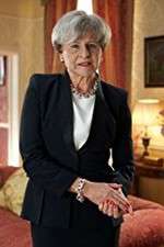 Watch Tracey Breaks the News Zmovies